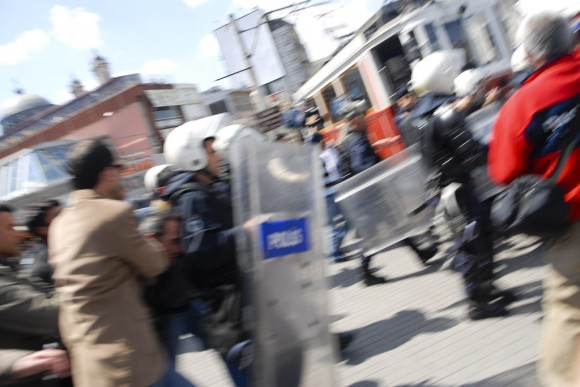 Istanbul: there's a (mini) riot going on